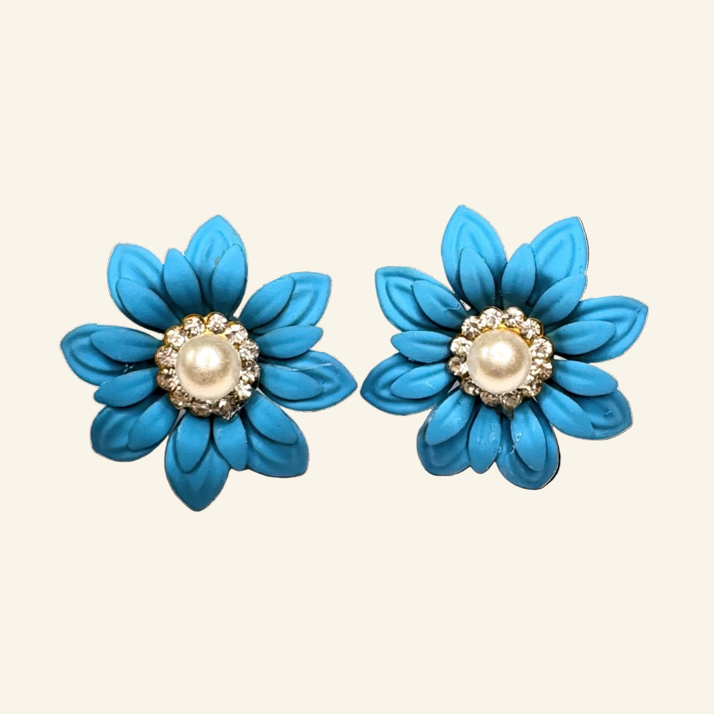 Daisy Stud Flowers 1" Earrings Blue