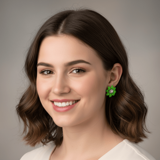 Daisy Stud Flowers 1" Earrings Green